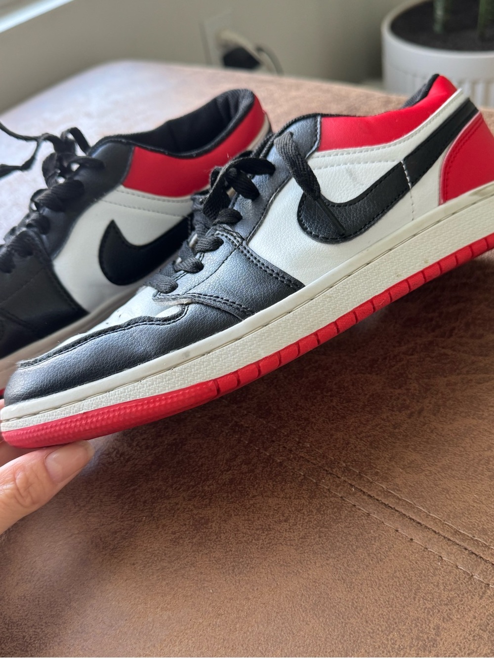Nike Men’s Low-Top Sneakers - Black / White / Red